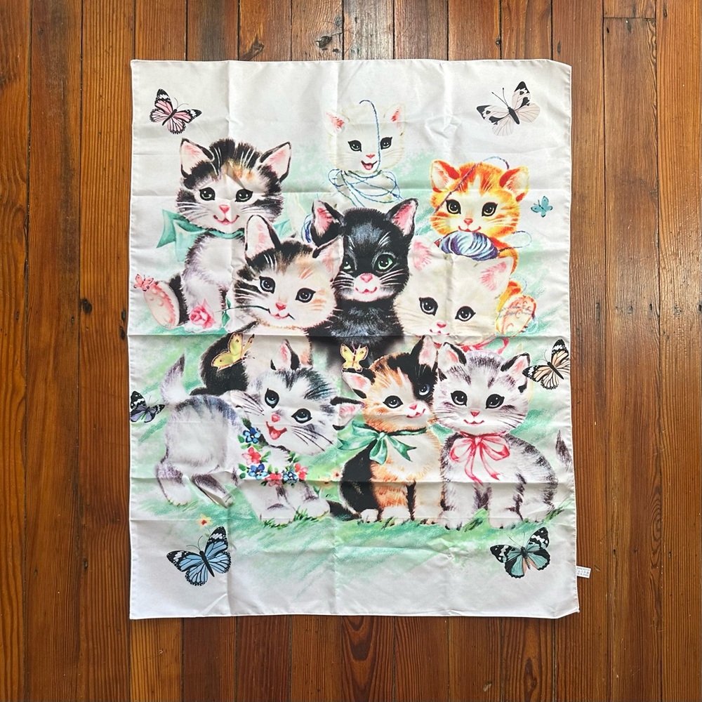 NWOT retro kitty cat gang tapestry 29 x 37